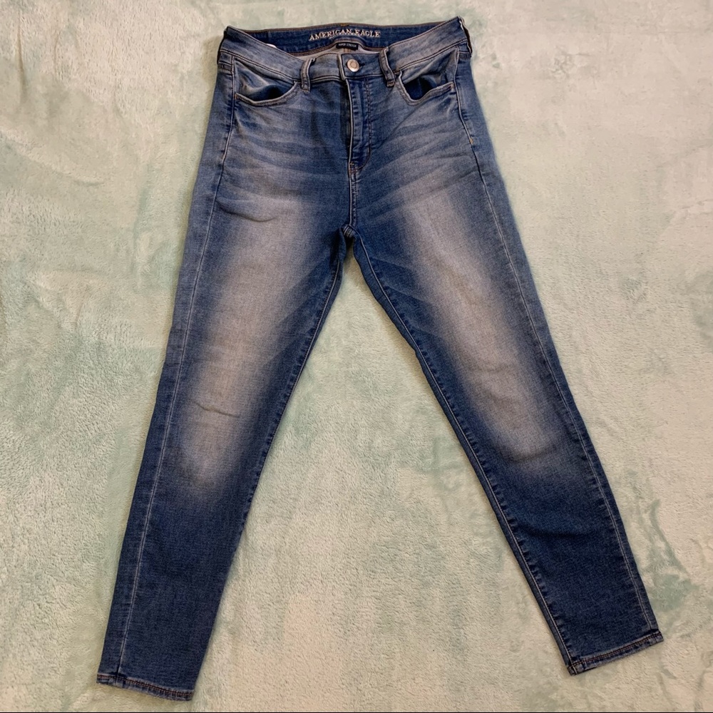 American Eagle Outfitters cropped jeans
